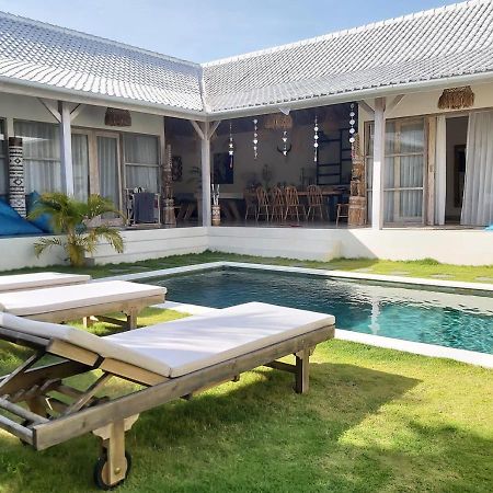 Villa White Karma Seminyak  Bagian luar foto